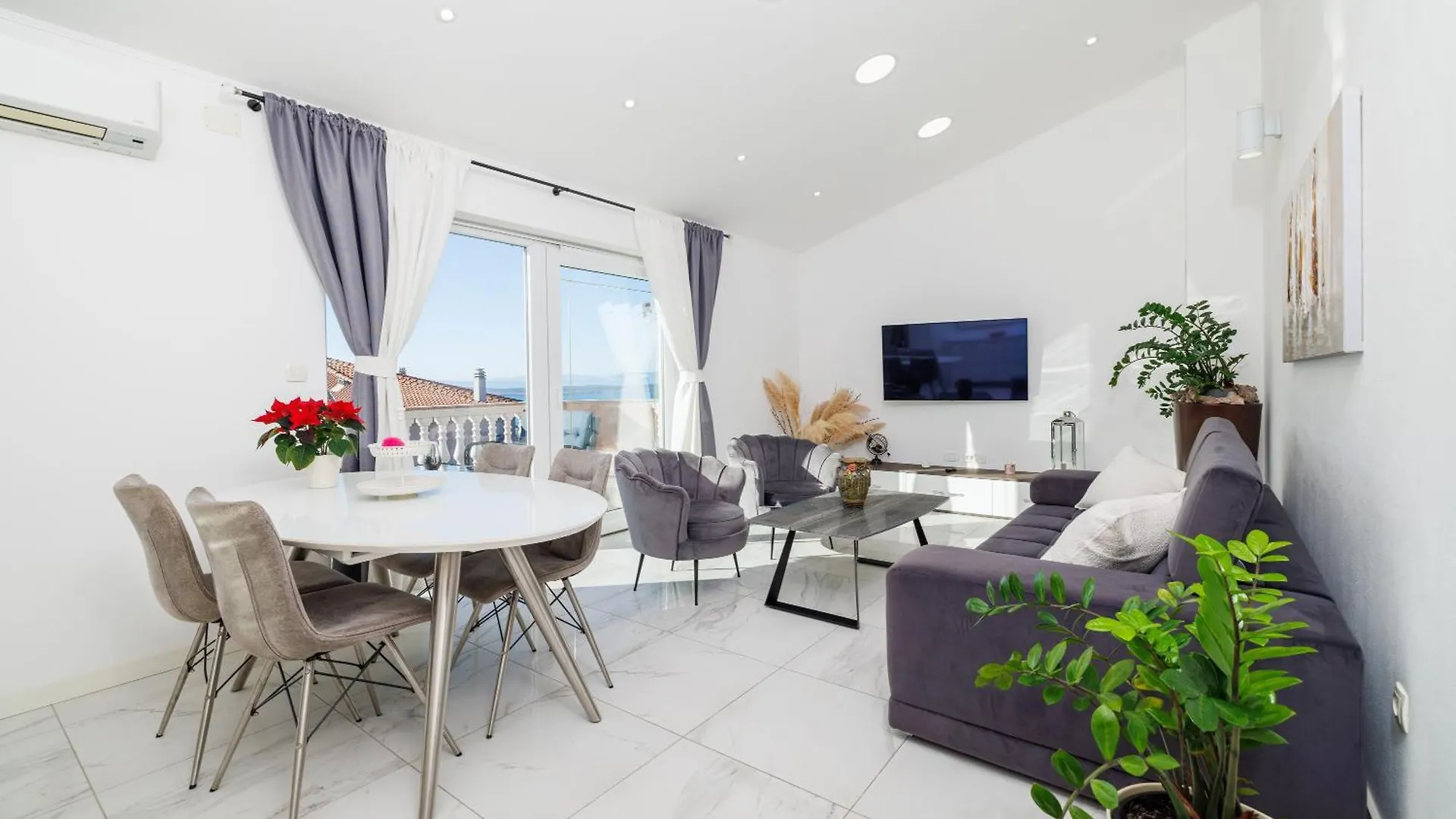App Villa M Penthouse Crikvenica Apartment