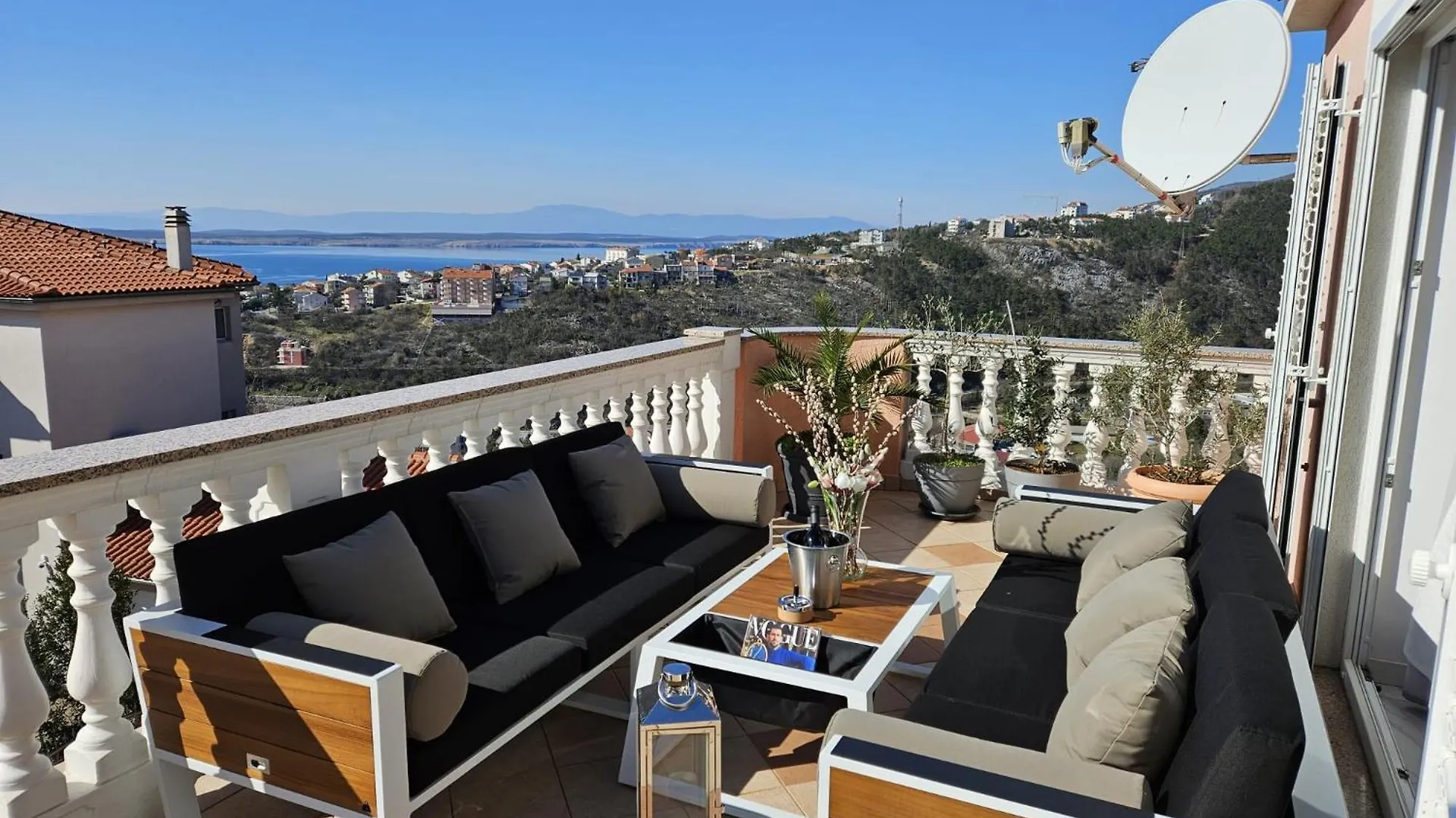 App Villa M Penthouse Crikvenica 0*,  Croatia