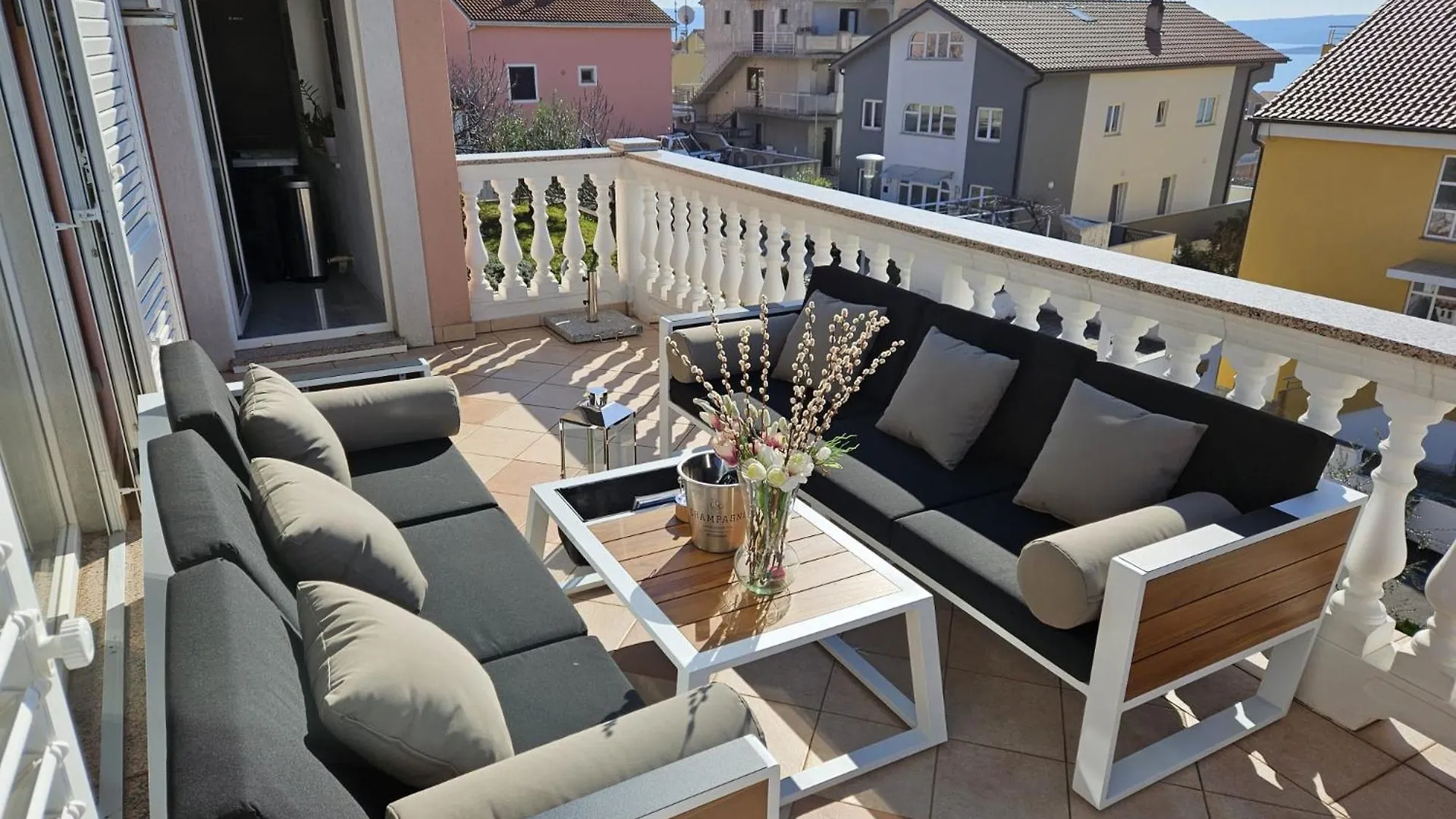 App Villa M Penthouse Crikvenica Apartment